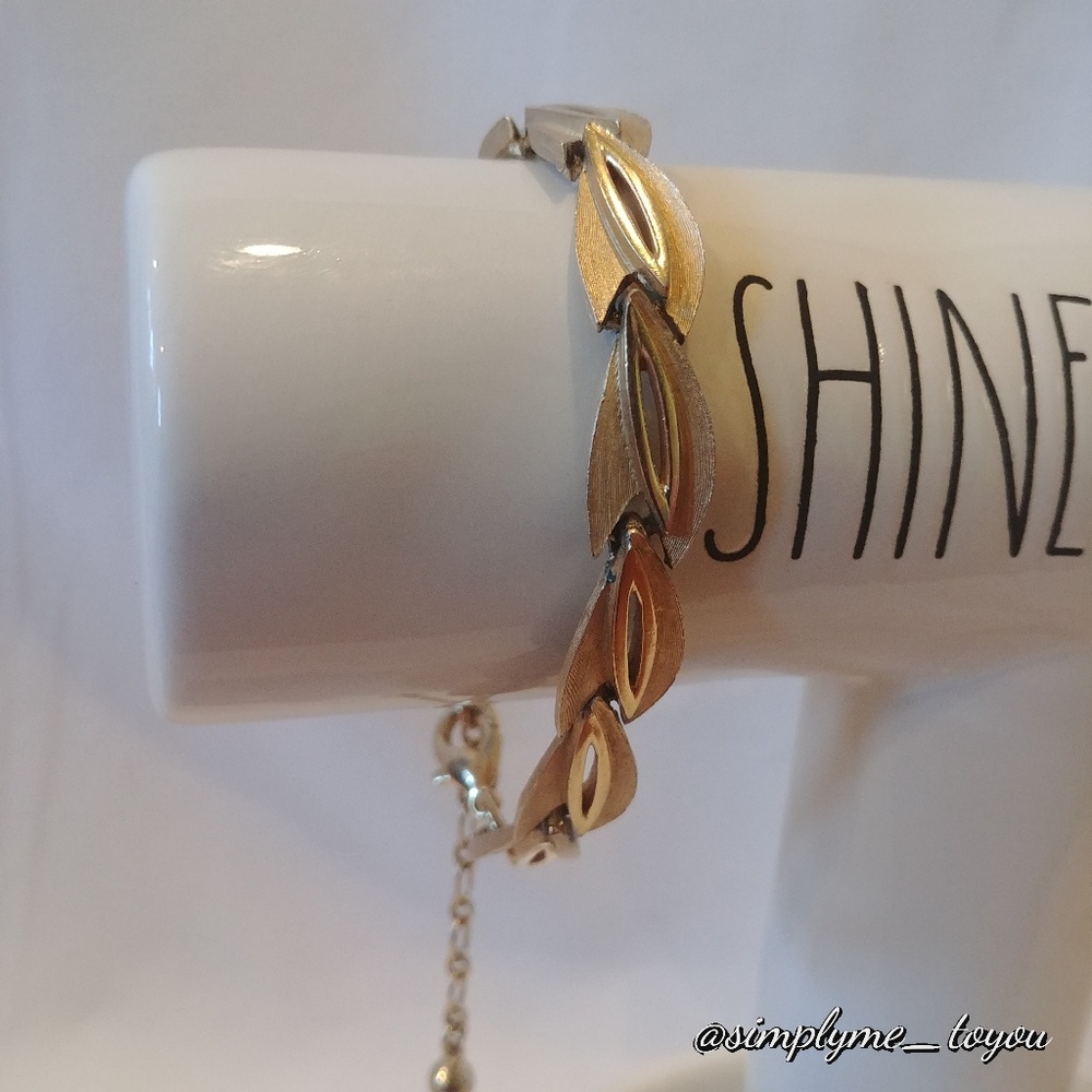 Trifari Gold Link Bracelet